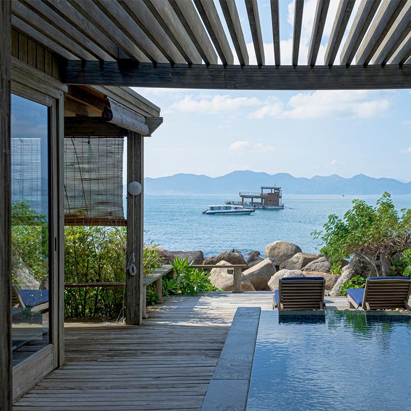 Luxury Jungle <br>Resort Stay</br>